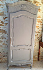 french antique bonnetier / armoire